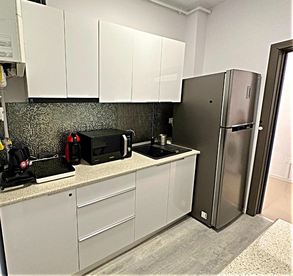 Hezo Sunshine Studio And Apartment นาโวดาริ ภายนอก รูปภาพ