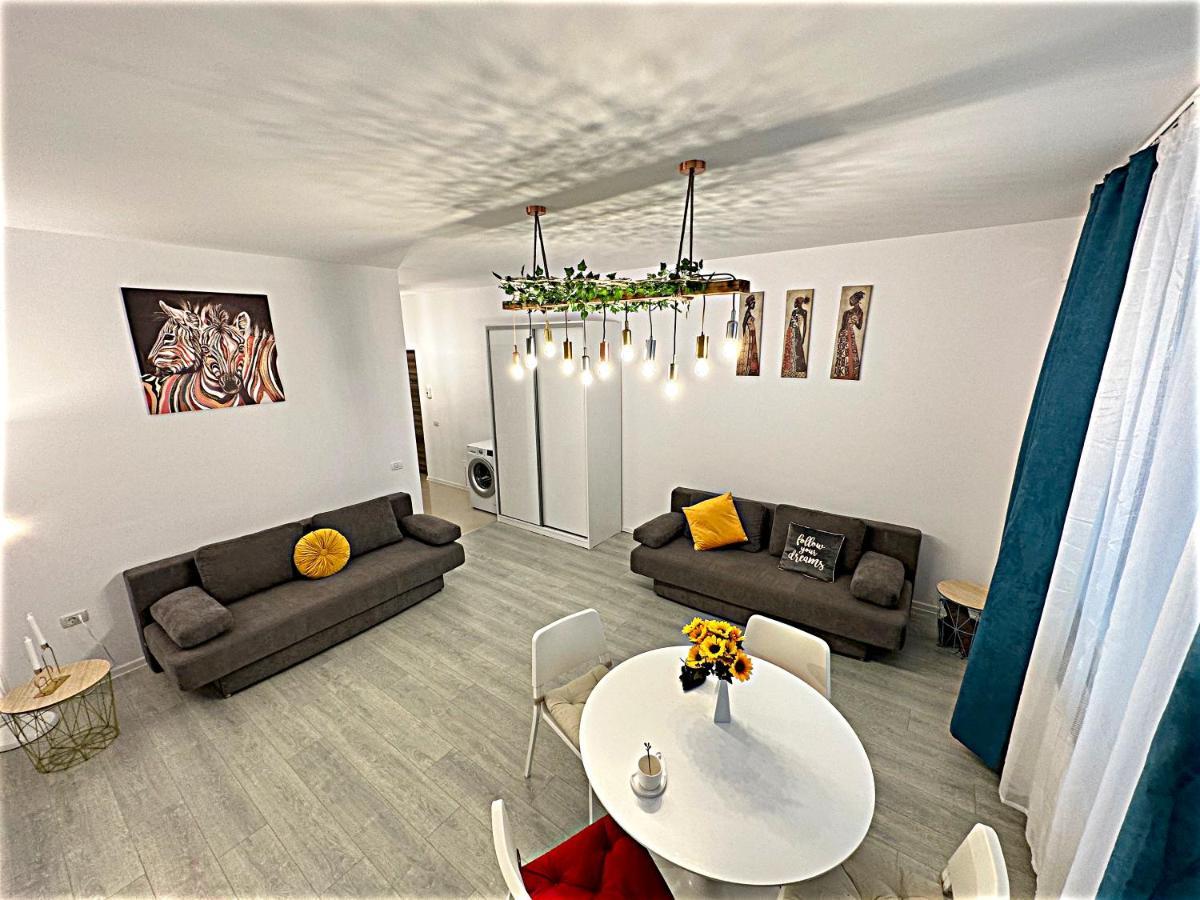 Hezo Sunshine Studio And Apartment นาโวดาริ ภายนอก รูปภาพ