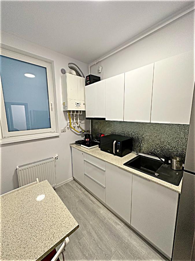 Hezo Sunshine Studio And Apartment นาโวดาริ ภายนอก รูปภาพ