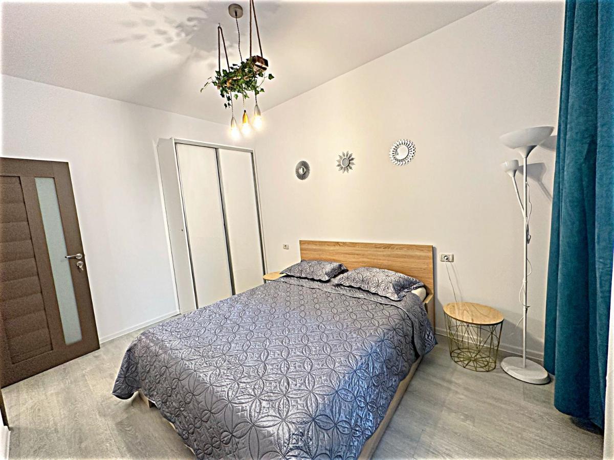 Hezo Sunshine Studio And Apartment นาโวดาริ ภายนอก รูปภาพ
