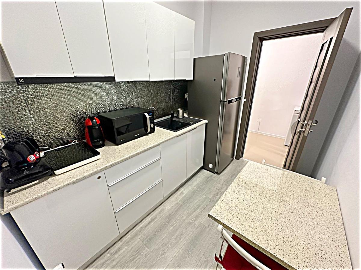 Hezo Sunshine Studio And Apartment นาโวดาริ ภายนอก รูปภาพ