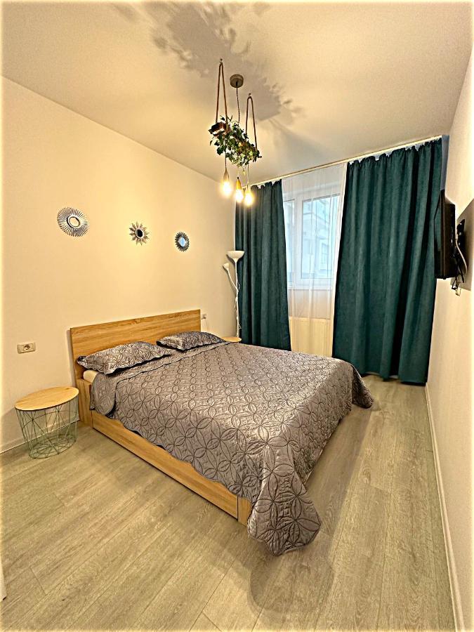Hezo Sunshine Studio And Apartment นาโวดาริ ภายนอก รูปภาพ